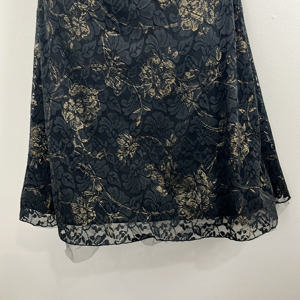 Le Chateau Black and Gold Lace Midi Dress - Picture 5 of 11